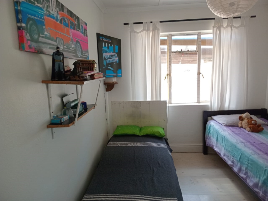  Bedroom Property for Sale in Strandfontein Village Western Cape